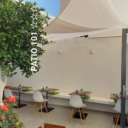 산비토로카포 Patio 101 "Exclusive" B&B 외부 사진