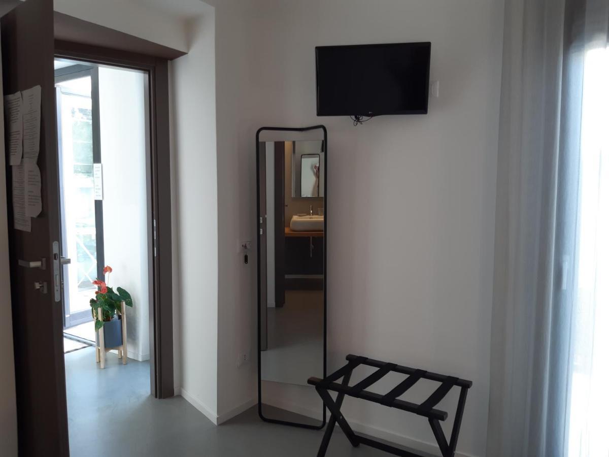 산비토로카포 Patio 101 "Exclusive" B&B 외부 사진