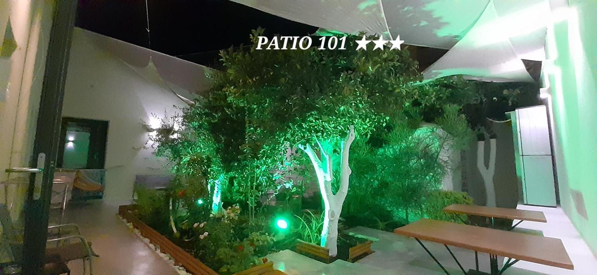 산비토로카포 Patio 101 "Exclusive" B&B 외부 사진